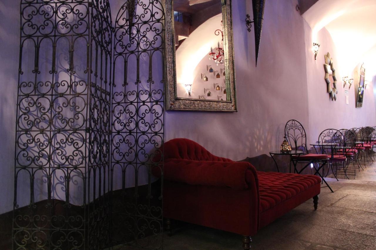Hotel La Boheme Касерес Экстерьер фото